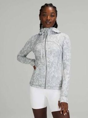 Lululemon Define hooded jacket. Size 8